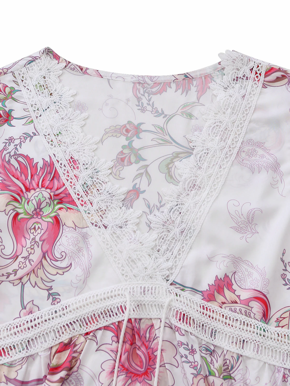 Robe dentelle rose imprimé floral ajouré col V années 1960 - Image 4