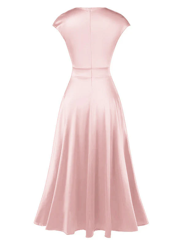 Robe en satin col en V profond rose des années 1950 - Image 5