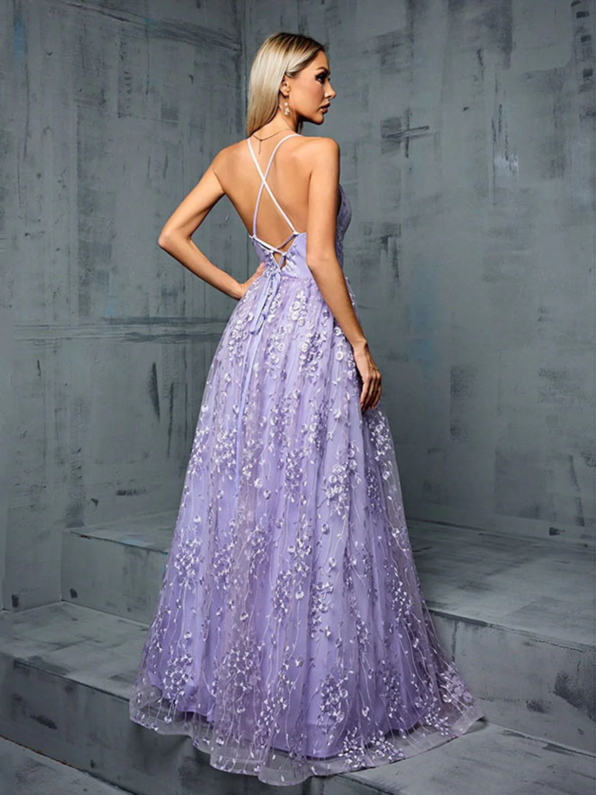 Robe lavande sequins col V fines bretelles spaghetti 1930s - Image 5