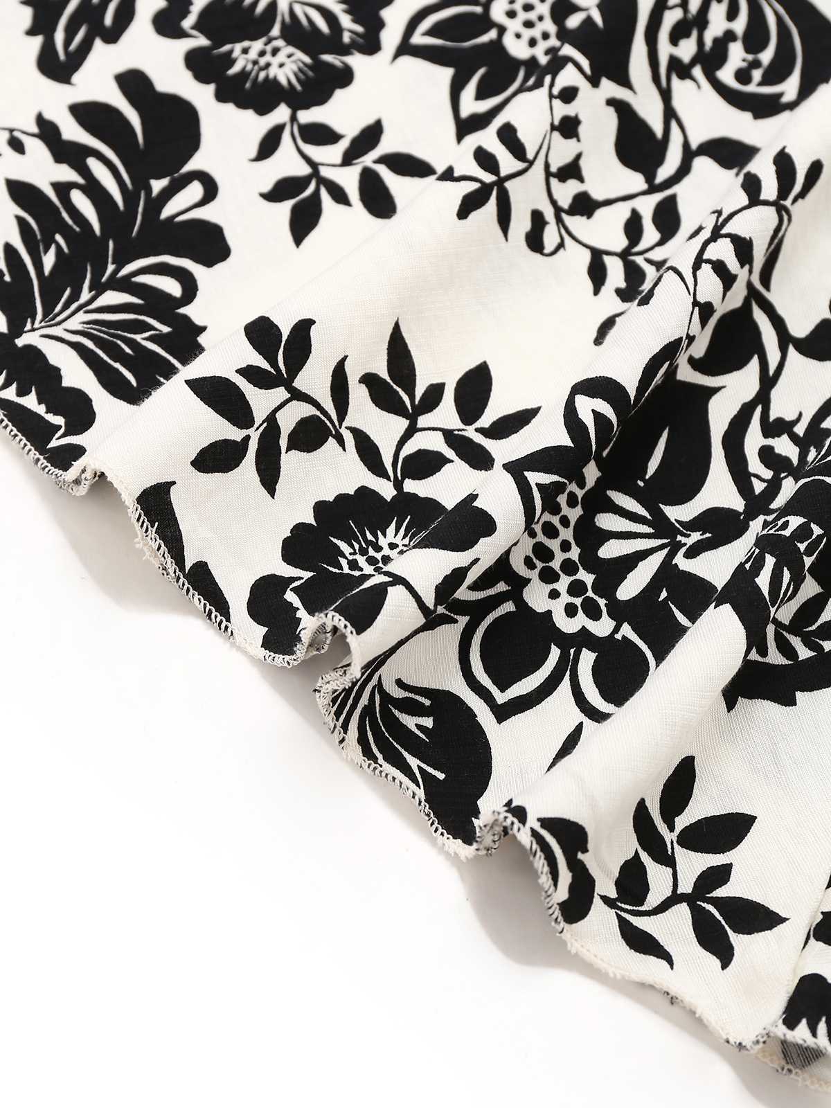 Robe mi-longue à fleurs à manches courtes années 1970 - Image 5
