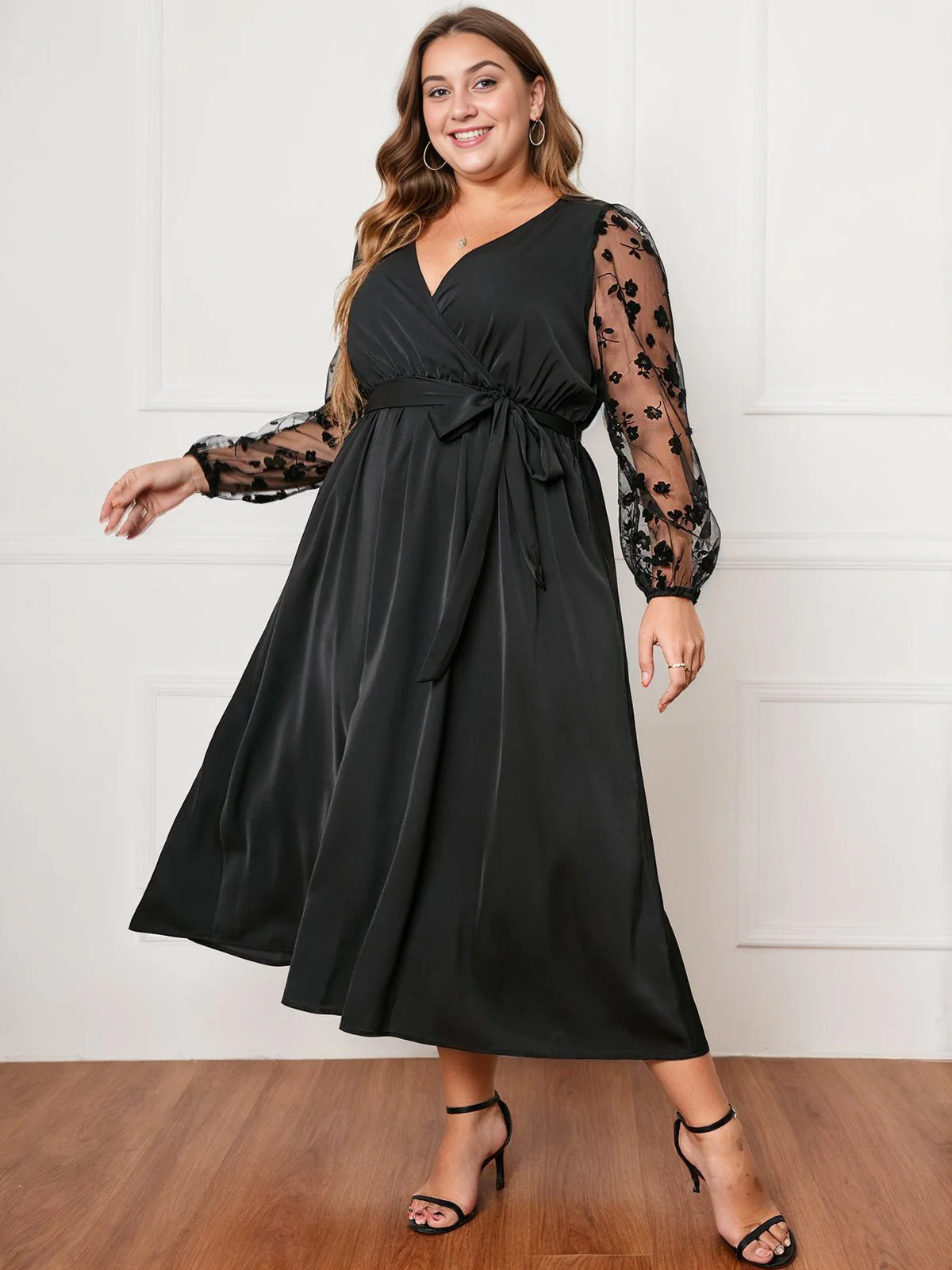 [Grande Taille] Robe noire à manches en maille florale des années 1950 - Image 4