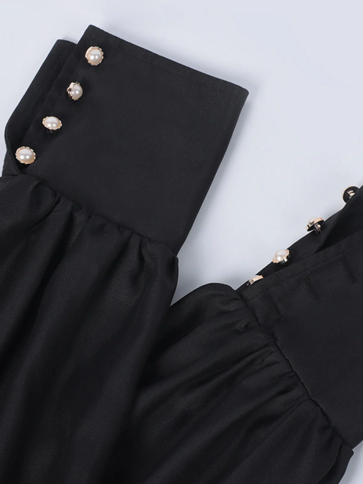 Robe noire style nonne avec collier croisé des années 1940 - Image 11