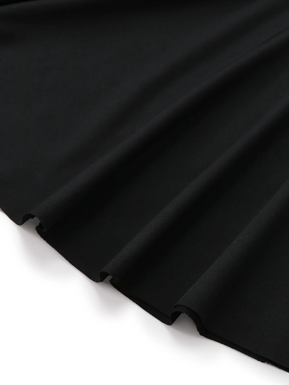Robe péplum à volants noire et blanche années 1960 - Image 7