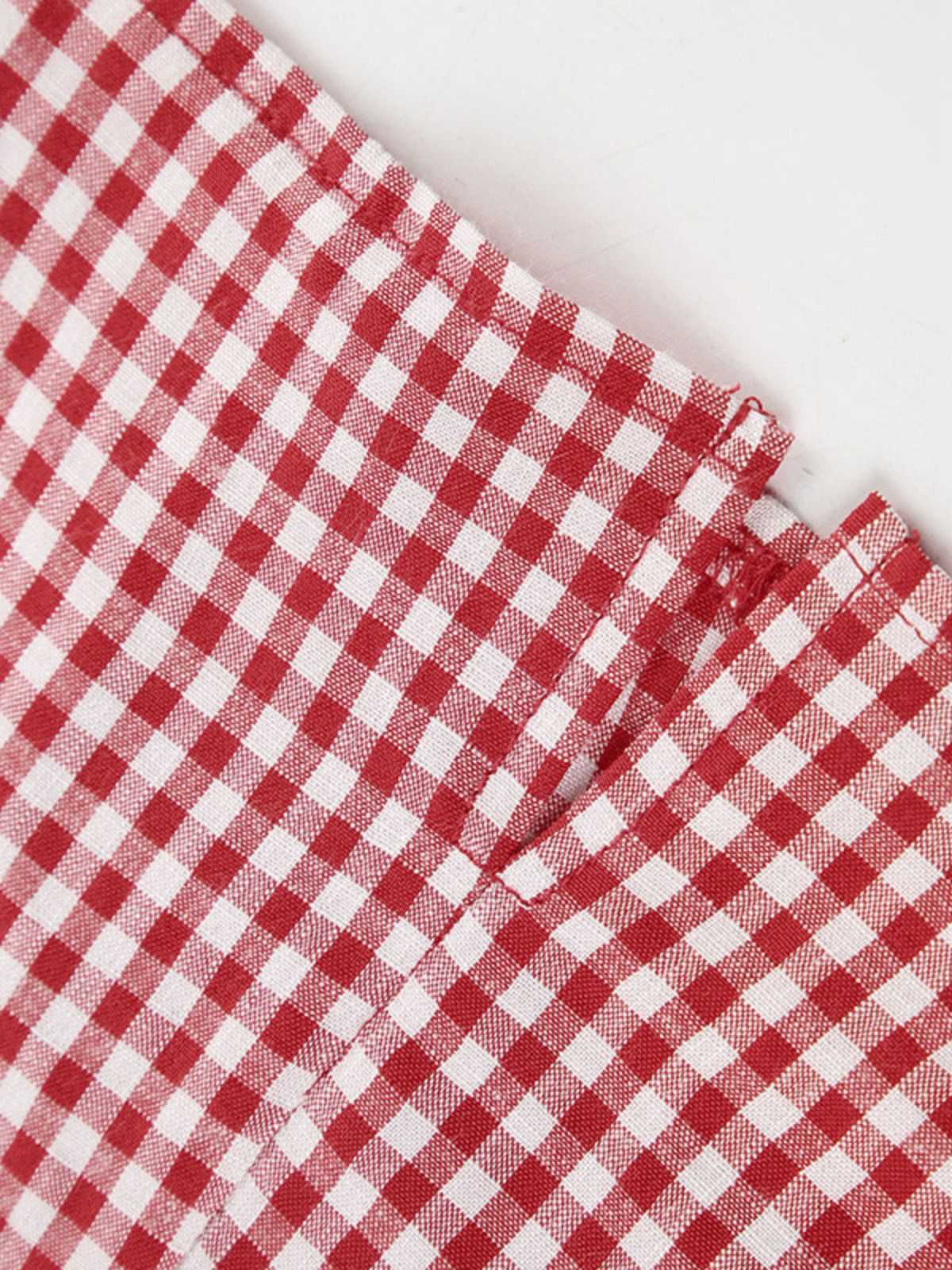 Robe rouge à carreaux vichy boutonnée sans manches des années 1960 - Image 5