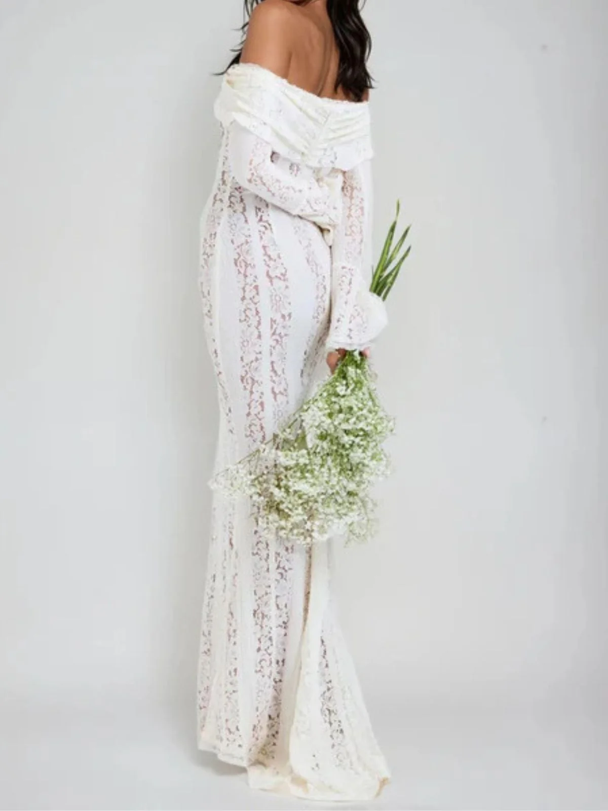 Robe sirène maxi en dentelle à épaules dénudées et manches évasées années 1930 - Image 11