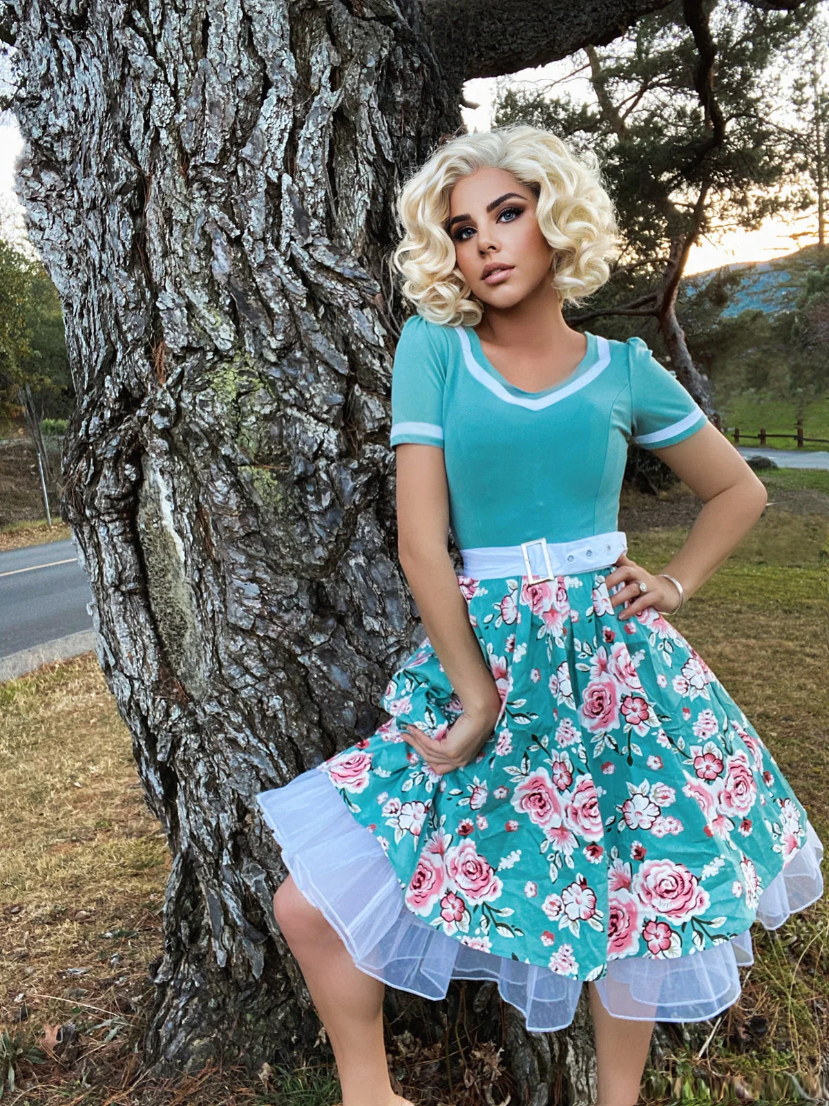 Robe Swing Année 50 Fleurie avec Ceinture - Image 15