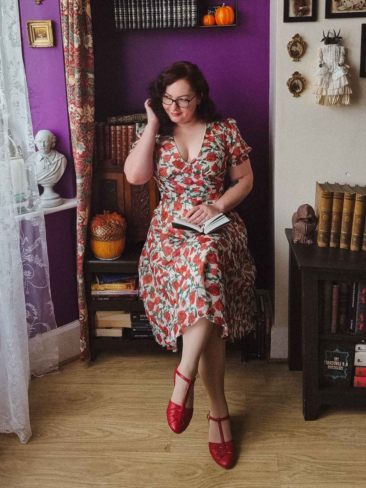 Robe trapèze rose à col en V des années 1940 rouge - Image 3