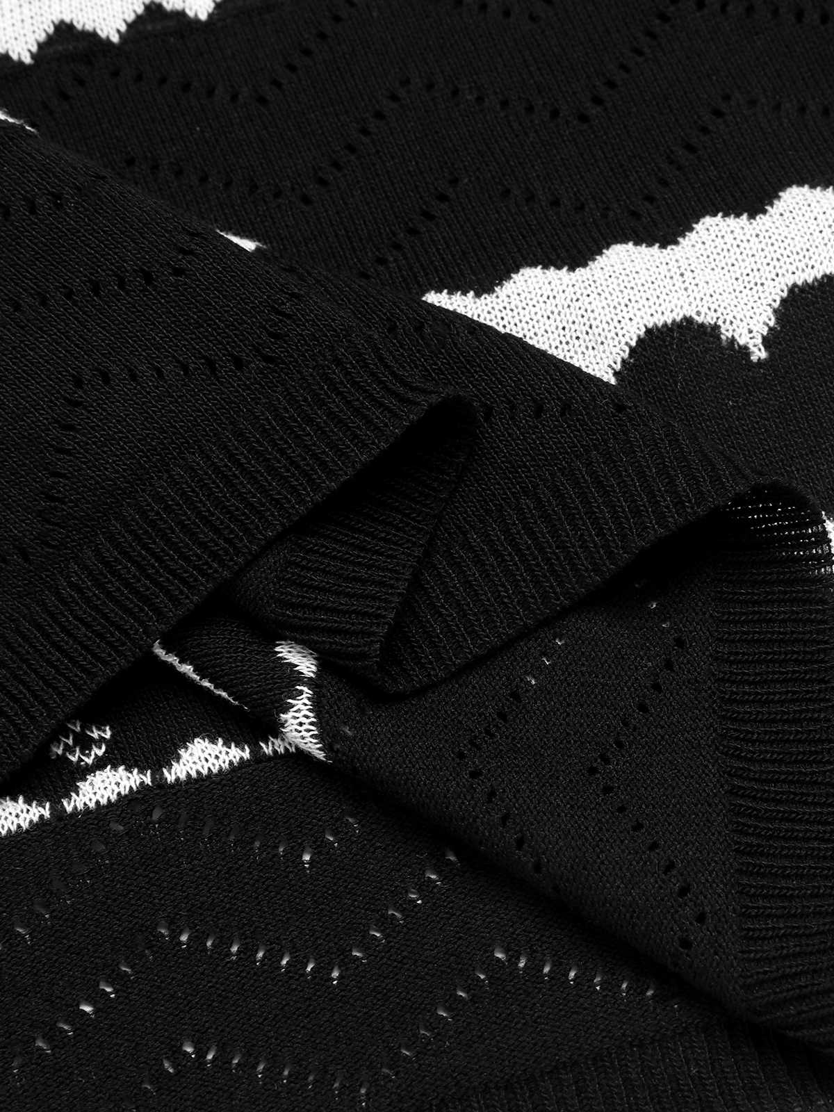 Robe tricotée noire à cœur contrastant des années 1960 - Image 9