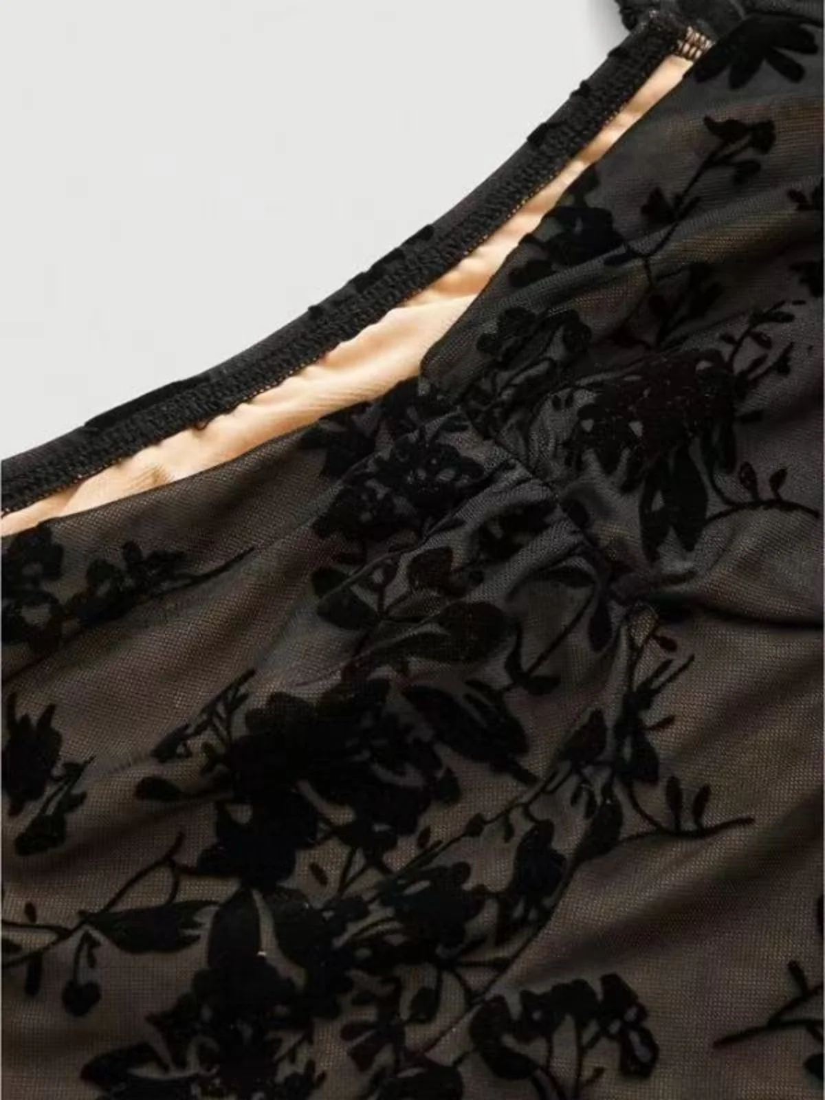 Robe vin rouge en dentelle florale manches évasées des années 1950 - Image 12