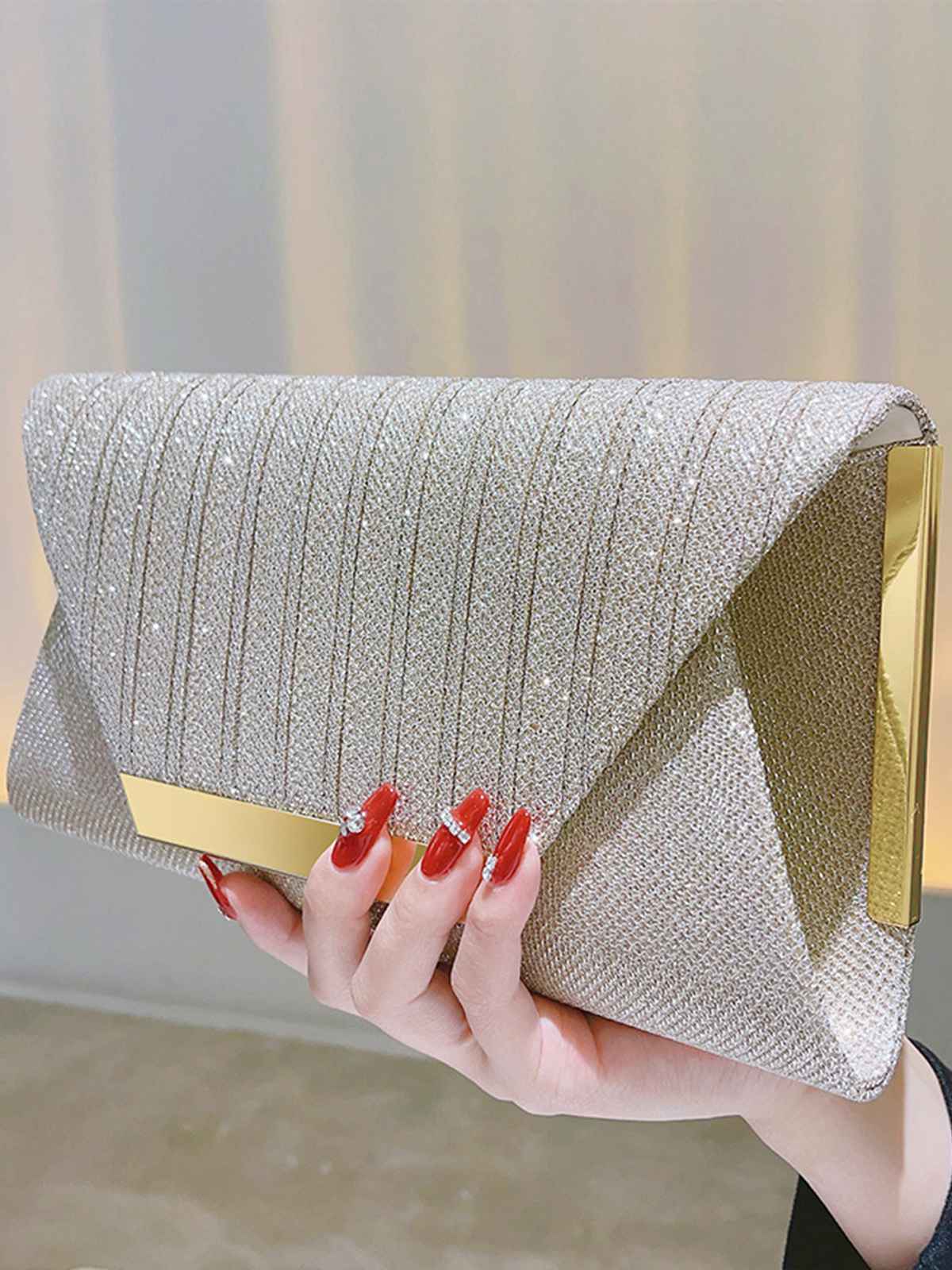 Sac de soirée vintage à paillettes avec chaîne - Image 4