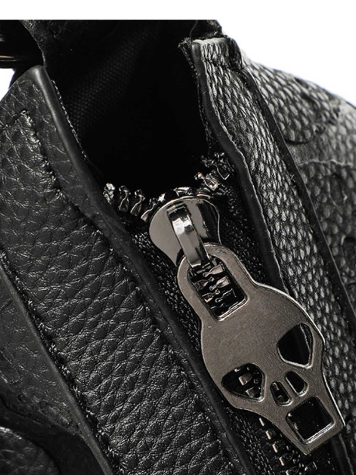 Sac hobo gothique à chaîne cloutée et tête de mort - Image 5