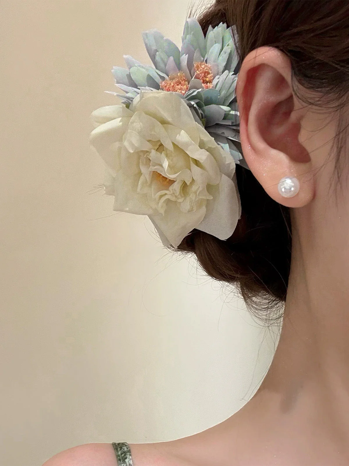 Pince à cheveux vintage rose 3D côté - Image 3